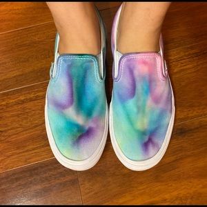 ‼️SOLD‼️Tie dye vans slip ons